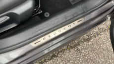 Peugeot 208 1.2 PureTech 100 Allure Premium + 5dr Petrol Hatchback